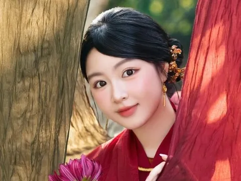 Con gái nghệ sĩ Quyền Linh lần đầu lộ diện sau tin đồn sang Mỹ