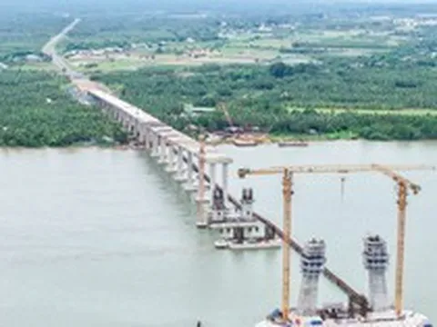 Bộ trưởng Trần Hồng Minh thúc tiến độ cầu Đại Ngãi, hoàn thiện trục giao thông chiến lược miền Tây