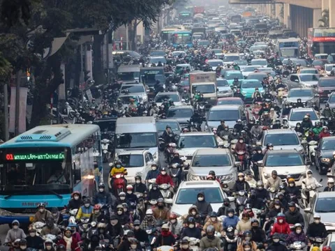 Hà Nội tăng gấp đôi mức phạt nhiều vi phạm giao thông, nghiên cứu thu phí ô tô vào nội đô