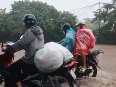 Vùng núi Bắc Bộ tiếp tục hứng mưa lớn như trút