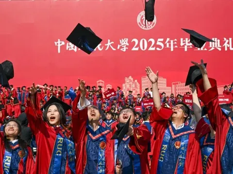 12.000 chương trình học ở Trung Quốc bị khai tử do đâu?