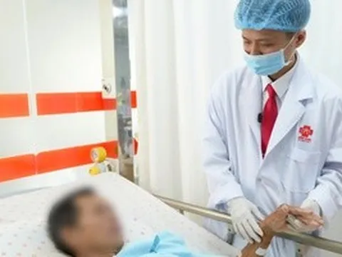 Căn bệnh khiến người đàn ông đang mổ nội soi phải chuyển khẩn sang mổ mở
