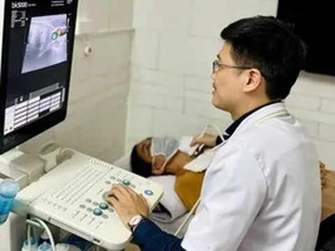 5 dấu hiệu cảnh báo ung thư tuyến giáp