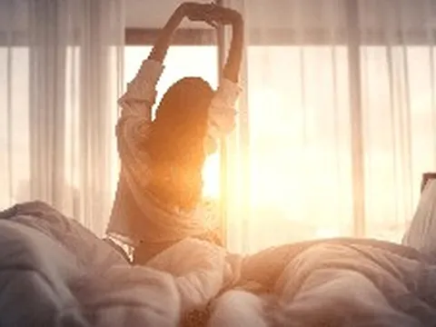 Cuộc đua "dậy sớm để thành công": Thành công đâu chưa thấy, chỉ thấy nguy cơ suy nhược tăng gấp đôi khi ngày nào cũng ngủ dưới 6 tiếng