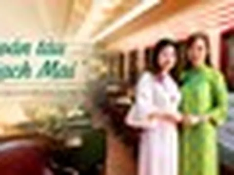 Sáng nay, "Đoàn tàu Bạch Mai" đầu tiên khởi hành đưa gần 500 y bác sĩ về cơ sở Ninh Bình làm việc
