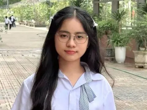Nữ sinh trường Ams với cú lội ngược dòng chạm đỉnh 1.600 SAT