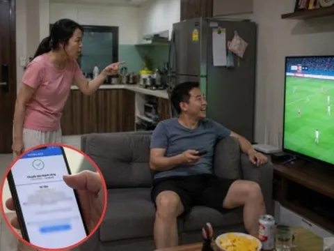 Vợ Nghệ An trách chồng mải World Cup bỏ mặc con trượt lớp 10, ai ngờ được mẹ chồng chuyển 20 triệu kèm lời nhắn