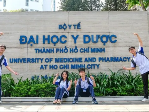 20 học sinh đầu tiên trúng tuyển Đại học Y Dược TP.HCM