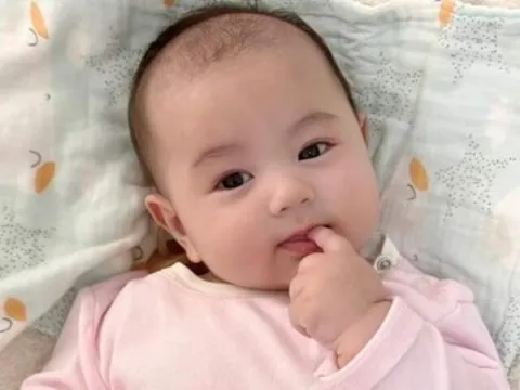 Ông nội định đặt tên cho cháu là Hoàng Hậu, mẹ đứa trẻ đặt lại cái tên khác vừa hay vừa ý nghĩa