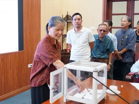 Xã Quang Minh tổ chức bốc thăm giao đất dịch vụ đợt 9 cho 40 hộ dân