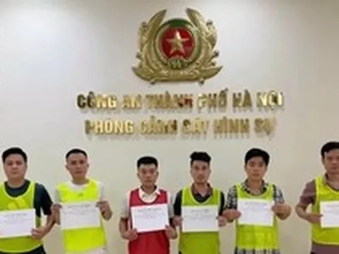 Công an Hà Nội triệt phá ổ nhóm cá độ bóng đá '365cacuoc.com'