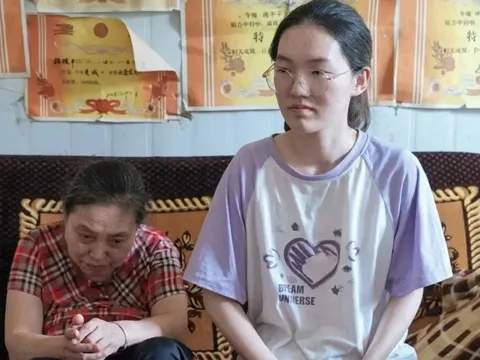 Nữ sinh nghèo lọt top đầu kỳ thi đại học khó bậc nhất hành tinh