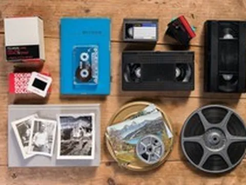 Trải nghiệm quay về năm 1990 với 3 món đồ công nghệ cổ lỗ sĩ và lời giải cho câu hỏi: Công nghệ cũ có thực sự vô dụng trong kỷ nguyên AI?