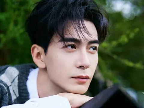 Nam thần đẹp bậc nhất showbiz: Hào quang lụi tàn, liên tiếp "trượt dốc" sau 3 phim trong 2 tháng