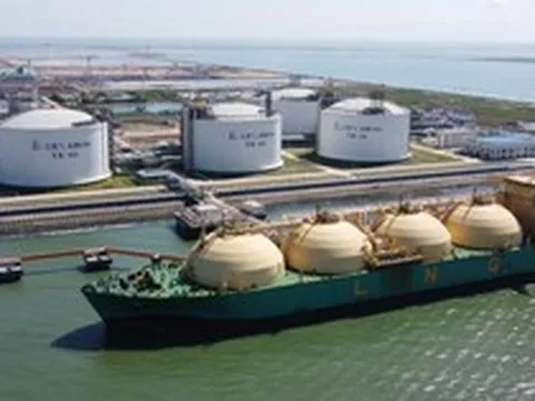 Quốc gia tiêu thụ LNG lớn nhất thế giới làm 1 việc - thị trường khí đốt toàn cầu lập tức sôi sục