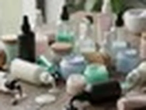 Danh sách 5 mỹ phẩm bất ngờ bị thu hồi trên toàn quốc, người dùng cần lưu ý