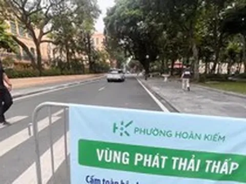 Mục sở thị điểm trung chuyển, bãi đỗ vùng phát thải thấp Hà Nội