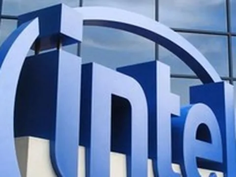 Intel tiếp tục tái cơ cấu hoạt động trong lĩnh vực AI