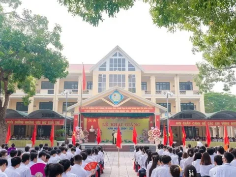 Phó HT bị tố sắp xếp giám thị giúp con gái thành thủ khoa nói gì?