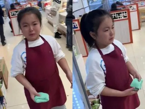 Con không chịu học bị mẹ cho đi làm nhân viên phục vụ, sau vài ngày liền bật khóc nói một câu
