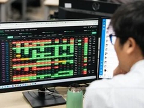 Chứng khoán 31-7: Thanh khoản cải thiện, VN-Index bước sang chu kỳ tăng mới?