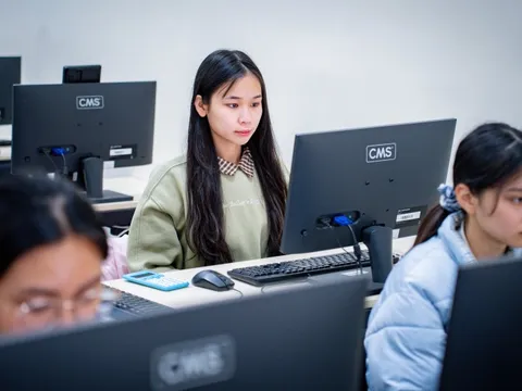Thi tốt nghiệp THPT trên máy tính: Kỳ vọng 'chặn' gian lận
