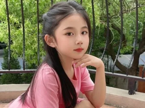 Bố đặt tên con gái Bích Hĩnh, đi làm giấy khai sinh nhân viên sửa thành tên khác rất hay, đứa trẻ lớn làm bác sĩ