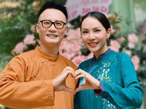 Gia đình 3 thế hệ sống ở biệt thự 500m2 của nam ca sĩ Việt lấy vợ cựu người mẫu