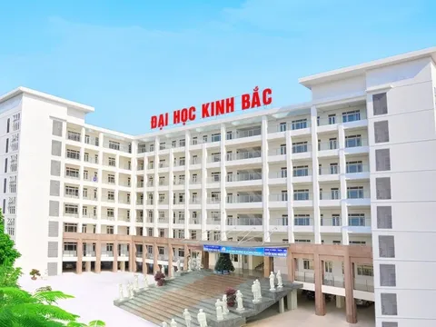Vì sao sinh viên Y khoa trường ĐH Kinh Bắc chưa thể chuyển trường?