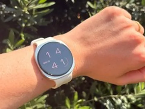 Sau một tuần trải nghiệm Galaxy Watch 9: Samsung không chỉ làm smartwatch, mà đang tiến gần hơn tới thiết bị chăm sóc sức khỏe cá nhân