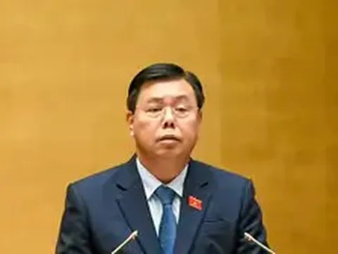 Bộ trưởng Nguyễn Tiến Hải lần đầu trình Quốc hội dự án luật, đề xuất bỏ 5 thủ tục hành chính