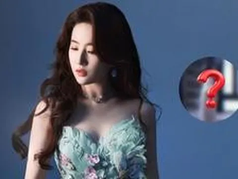 Bức ảnh chứng minh Lưu Diệc Phi mãi mãi là thần tiên tỷ tỷ: Thần nữ trong tranh cũng chỉ đến vậy