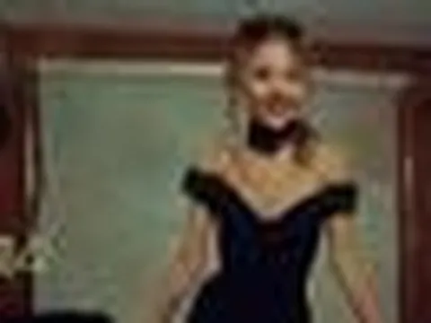 Lo lắng là vô văn hóa, im lặng là vô cảm? Cuộc khủng hoảng ứng xử quanh vóc dáng của Ariana Grande