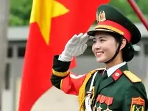 Đề xuất tăng tuổi nghỉ hưu với sĩ quan quân đội
