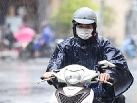 Thời tiết hôm nay 8-8: Nắng nóng trở lại Bắc Bộ, Nam Bộ chiều mưa dông