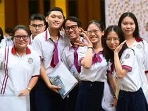 Điểm chuẩn đại học bắt đầu 'nóng' từ hôm nay, loạt trường mở màn công bố