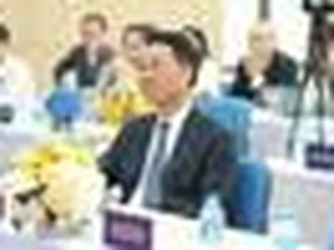 Nguyên Bộ trưởng KH-CN Nguyễn Mạnh Hùng lý giải lý do Việt Nam có nhiều doanh nghiệp khởi nghiệp thành công, nhưng lại ít doanh nghiệp thực sự lớn