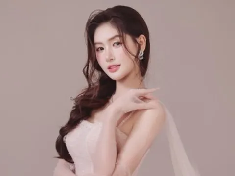 Phạm Hoàng Thu Uyên đón tuổi mới trước ngày lên đường thi Miss Earth 2026