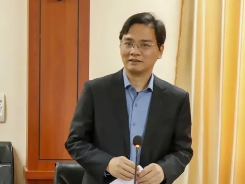 Tạm đình chỉ Giám đốc Sở GD&ĐT Tuyên Quang