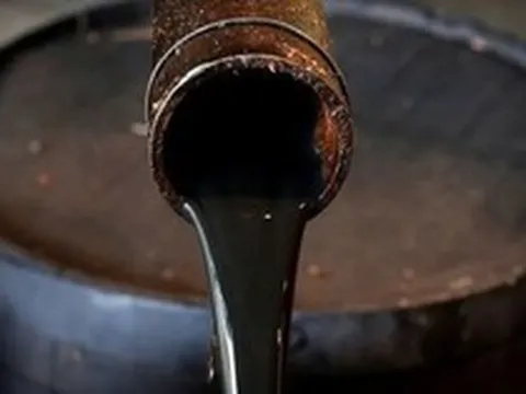 Tại sao không nắm trữ lượng lớn nhất nhưng siêu cường số 1 thế giới lại là gã khổng lồ “vàng đen” lớn nhất   toàn cầu?