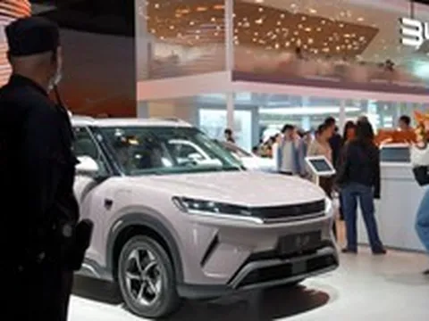 Sức mua giảm mạnh, thị trường ô tô Trung Quốc tiếp tục chìm trong ảm đạm