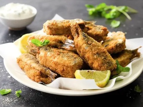 Loại cá ở Việt Nam hay cho mèo ăn, nào ngờ lọt top thế giới, vừa rẻ vừa giàu DHA được ví như “cá hồi bình dân”