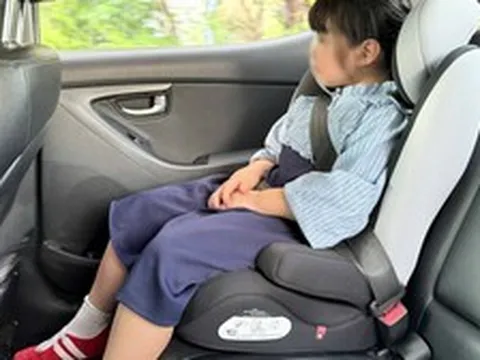 Từ hôm nay (15/8), phạt cảnh cáo lỗi không dùng ghế an toàn cho trẻ