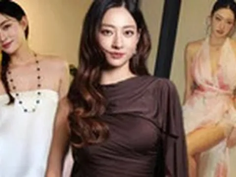 Hoa hậu Việt quê Cao Bằng bước sang tuổi 26: Nhan sắc lên hương, ở penthouse vị trí đắc địa