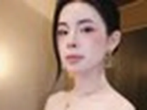 Vợ sinh năm 1997 của Huấn Hoa Hồng là ai?