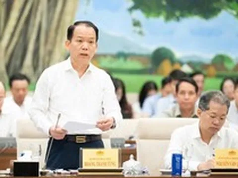 Dự thảo Luật phát triển đô thị: Chuyển thẩm quyền quyết định cải tạo, xây dựng lại nhà chung cư từ UBND sang HĐND