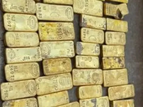 Phát hiện nhiều thỏi vàng trị giá hơn 270 tỷ đồng dưới nền một nhà máy bia cũ
