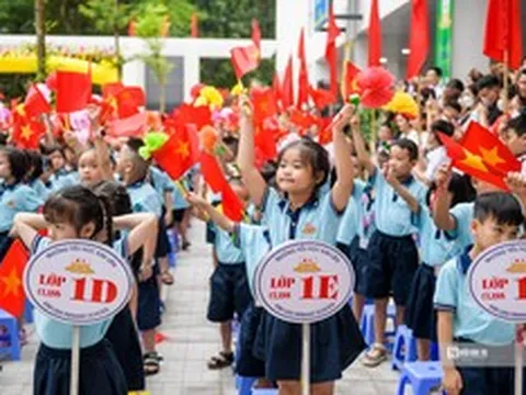 Dự kiến đưa tiếng Anh là môn học bắt buộc từ lớp 1