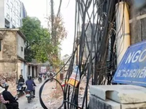 Hà Nội: Chạy đua thông tuyến ngõ 'đau khổ' 381 Nguyễn Khang