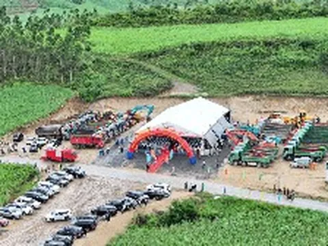 Người dân Gia Lai đón tin vui: Chính thức khởi công đoạn cao tốc hơn 27.500 tỷ đồng, dài 68km qua địa hình hiểm trở, có 2 hầm đặc biệt và trụ cầu cao nhất Việt Nam